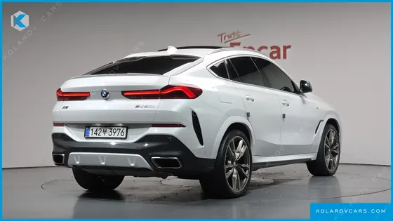 BMW X6 M50I