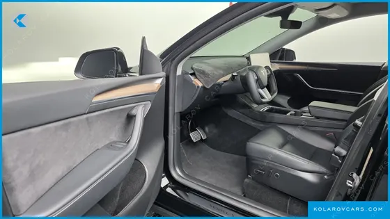 TESLA MODEL Y RWD