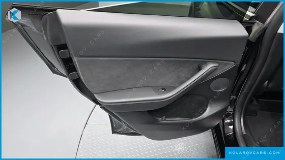 TESLA MODEL Y RWD