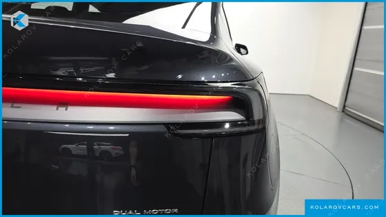 TESLA MODEL Y PREMIUM LONG RANGE AWD