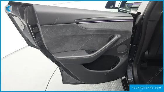 TESLA MODEL Y PREMIUM LONG RANGE AWD