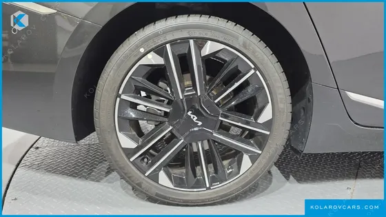 KIA K8 SIGNATURE