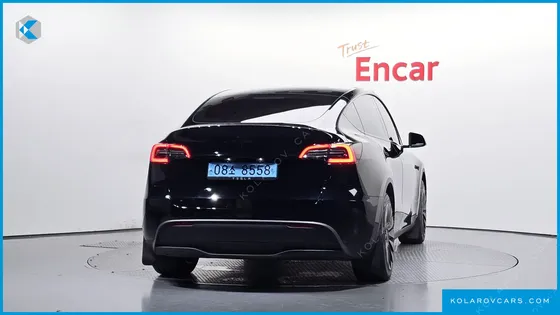TESLA MODEL Y RWD
