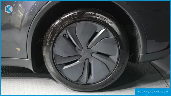 TESLA MODEL Y RWD