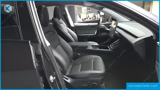 TESLA MODEL Y RWD