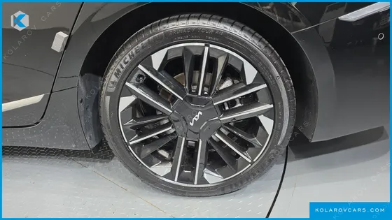KIA K8 SIGNATURE