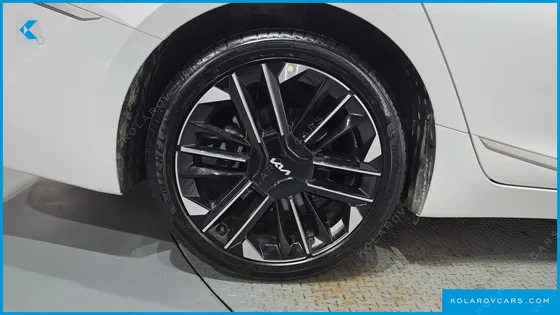 KIA K8 SIGNATURE