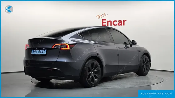 TESLA MODEL Y RWD