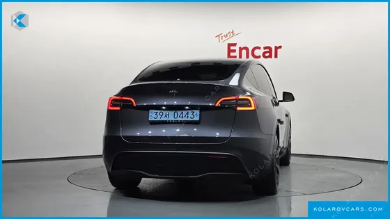 TESLA MODEL Y RWD