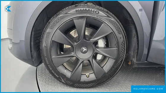 TESLA MODEL Y RWD