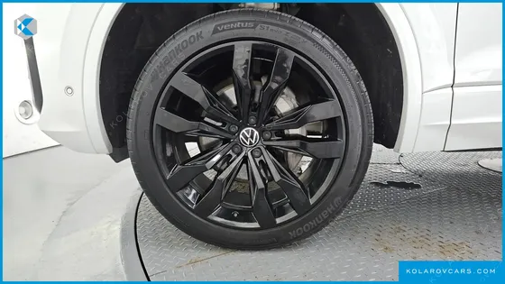 VOLKSWAGEN TOUAREG 3.0 TDI R-LINE