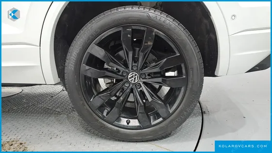 VOLKSWAGEN TOUAREG 3.0 TDI R-LINE