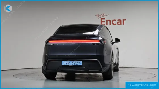 TESLA MODEL Y PREMIUM RWD