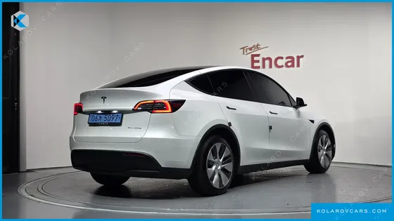 TESLA MODEL Y LONG RANGE AWD