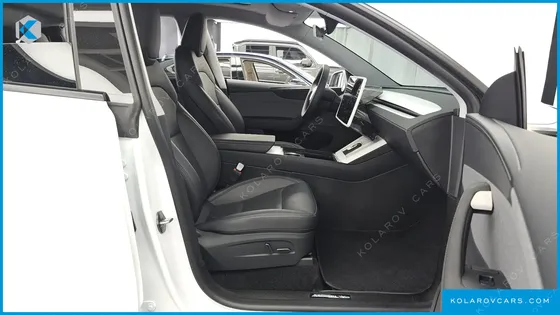 TESLA MODEL Y RWD