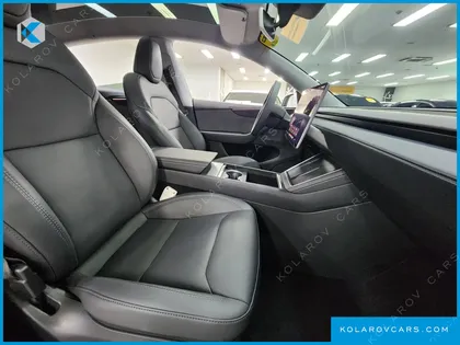 TESLA MODEL Y RWD