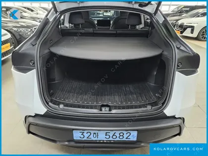 TESLA MODEL Y RWD