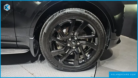 LAND ROVER DISCOVERY P360 R-DYNAMIC SE