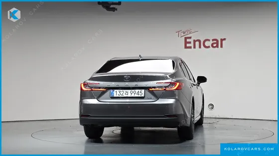 TOYOTA CAMRY 2.5 XLE HYBRID