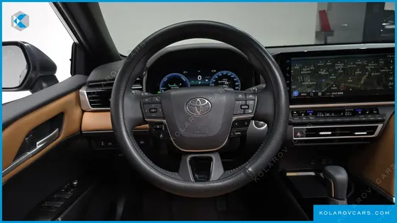TOYOTA CAMRY 2.5 XLE HYBRID