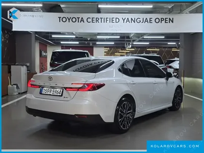 TOYOTA CAMRY 2.5 XLE HYBRID