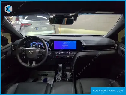 TOYOTA CAMRY 2.5 XLE HYBRID