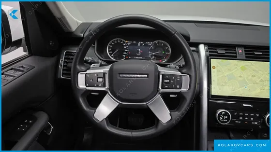 LAND ROVER DISCOVERY 2.0 P300 SE