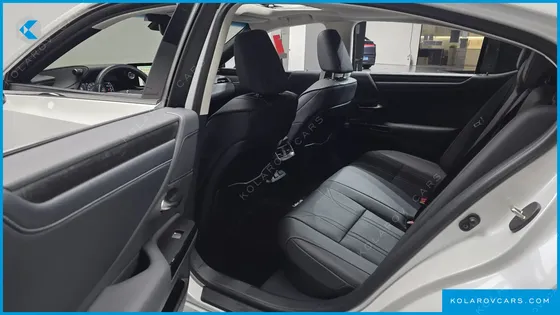 LEXUS ES LUXURY PLUS
