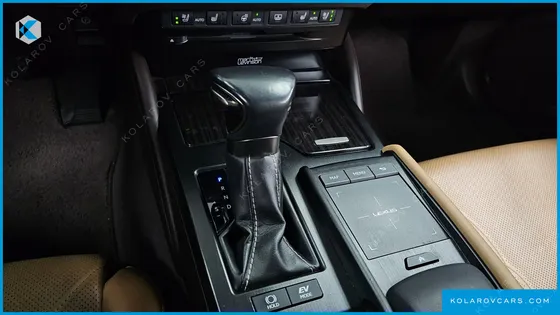 LEXUS ES EXECUTIVE