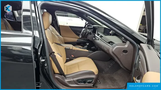 LEXUS ES EXECUTIVE
