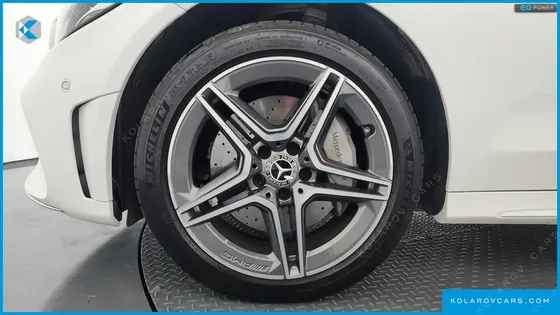 MERCEDES C-CLASS C300E 4MATIC AMG LINE
