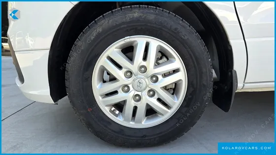 HYUNDAI GRAND STAREX NONE