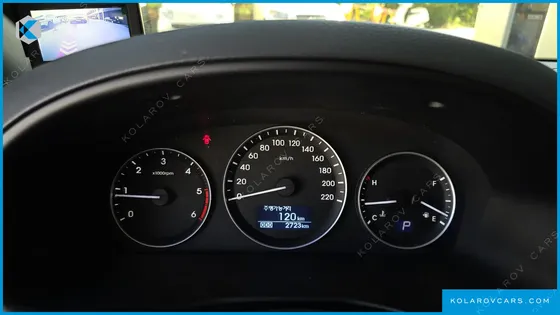 HYUNDAI GRAND STAREX NONE