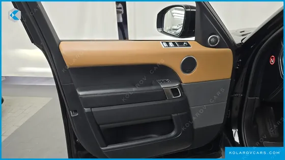 LAND ROVER RANGE ROVER SPORT D300 HSE DYNAMIC