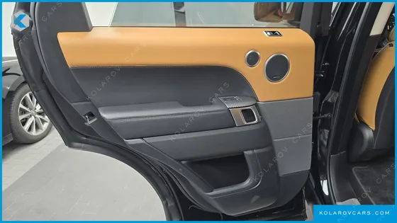 LAND ROVER RANGE ROVER SPORT D300 HSE DYNAMIC