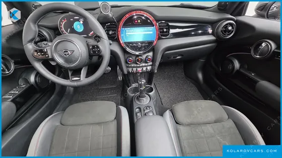 MINI COOPER CONVERTIBLE JCW