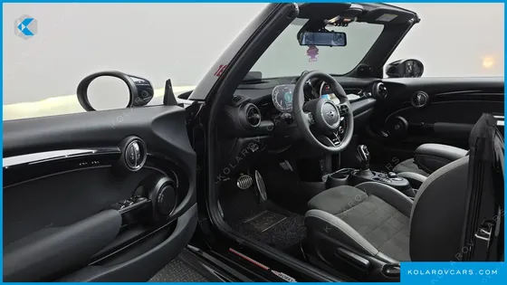 MINI COOPER CONVERTIBLE JCW