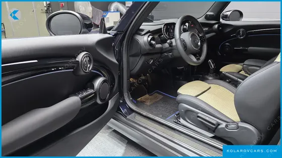 MINI COOPER CONVERTIBLE RESOLUTE EDITION