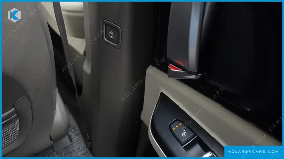 KIA CARNIVAL DIESEL 9-SEATER PRESTIGE