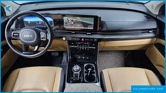 KIA CARNIVAL DIESEL 9-SEATER SIGNATURE