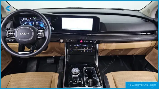 KIA CARNIVAL GASOLINE 9-SEATER SIGNATURE
