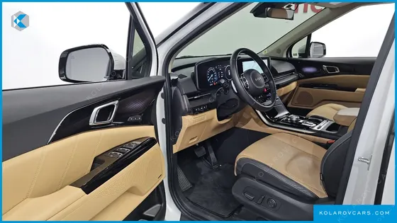 KIA CARNIVAL GASOLINE 9-SEATER SIGNATURE