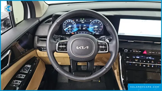 KIA CARNIVAL GASOLINE 9-SEATER SIGNATURE