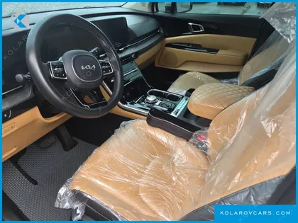 KIA CARNIVAL 7-SEATER SIGNATURE