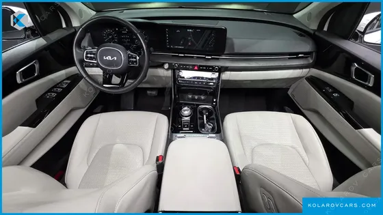 KIA CARNIVAL DIESEL 9-SEATER NOBLESSE