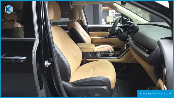 KIA CARNIVAL GASOLINE 7-SEATER SIGNATURE