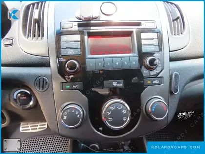 KIA FORTE 1.6 DEXLUE RED PREMIUM