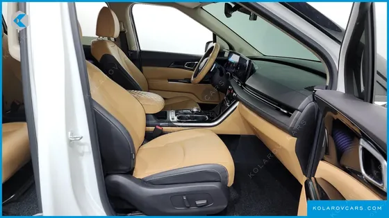 KIA CARNIVAL DIESEL 9-SEATER SIGNATURE