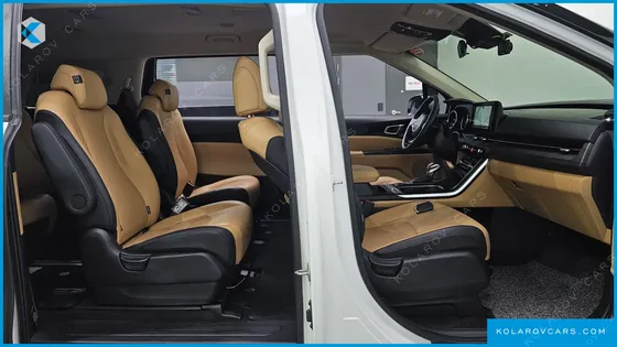 KIA CARNIVAL DIESEL 9-SEATER PRESTIGE