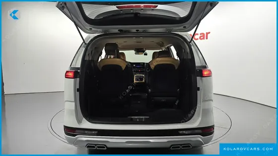 KIA CARNIVAL DIESEL 9-SEATER PRESTIGE